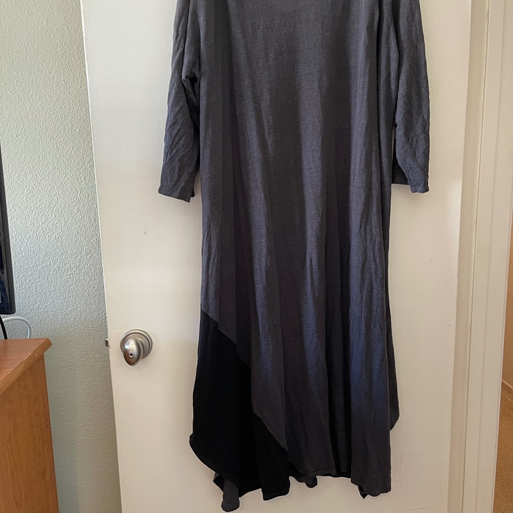 Eileen Fisher Charcoal Gray Long V-Neck Linen Dress - Picture 6 of 8